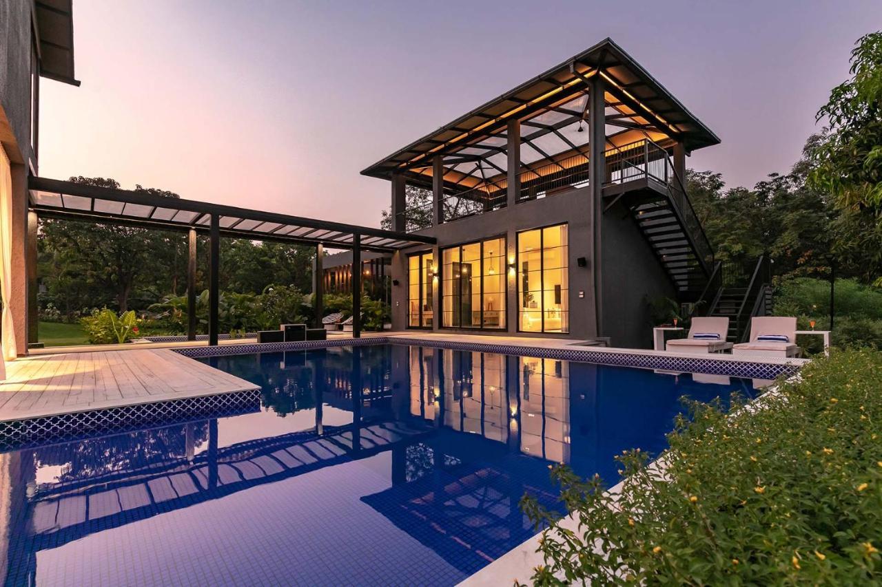 Stayvista At The Charcoal Villa Luxury Collection Alibag Exterior photo