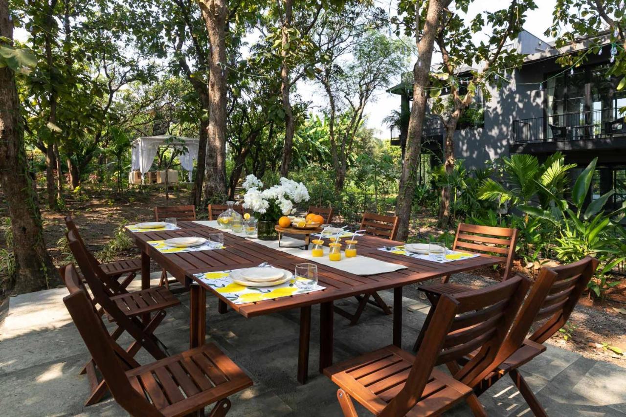 Stayvista At The Charcoal Villa Luxury Collection Alibag Exterior photo